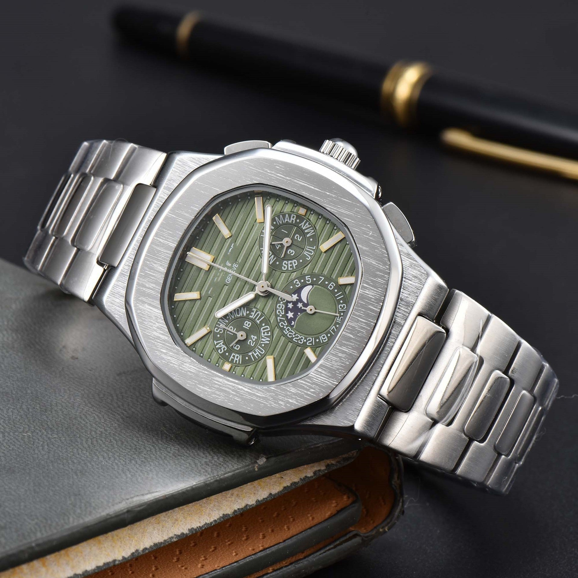 Fashionable Six-Prong Steel-Strap Business-Style Nautilus Mens Watch Strattosolve Incorprated